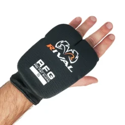 WRAPS & GEL PADS RIVAL FIST GUARD